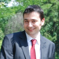 Nikola Štulic - Desenvolvedor especialista certificado em WordPress
