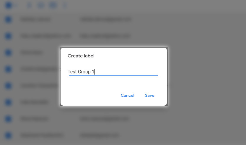 Pilih nama grup email Anda